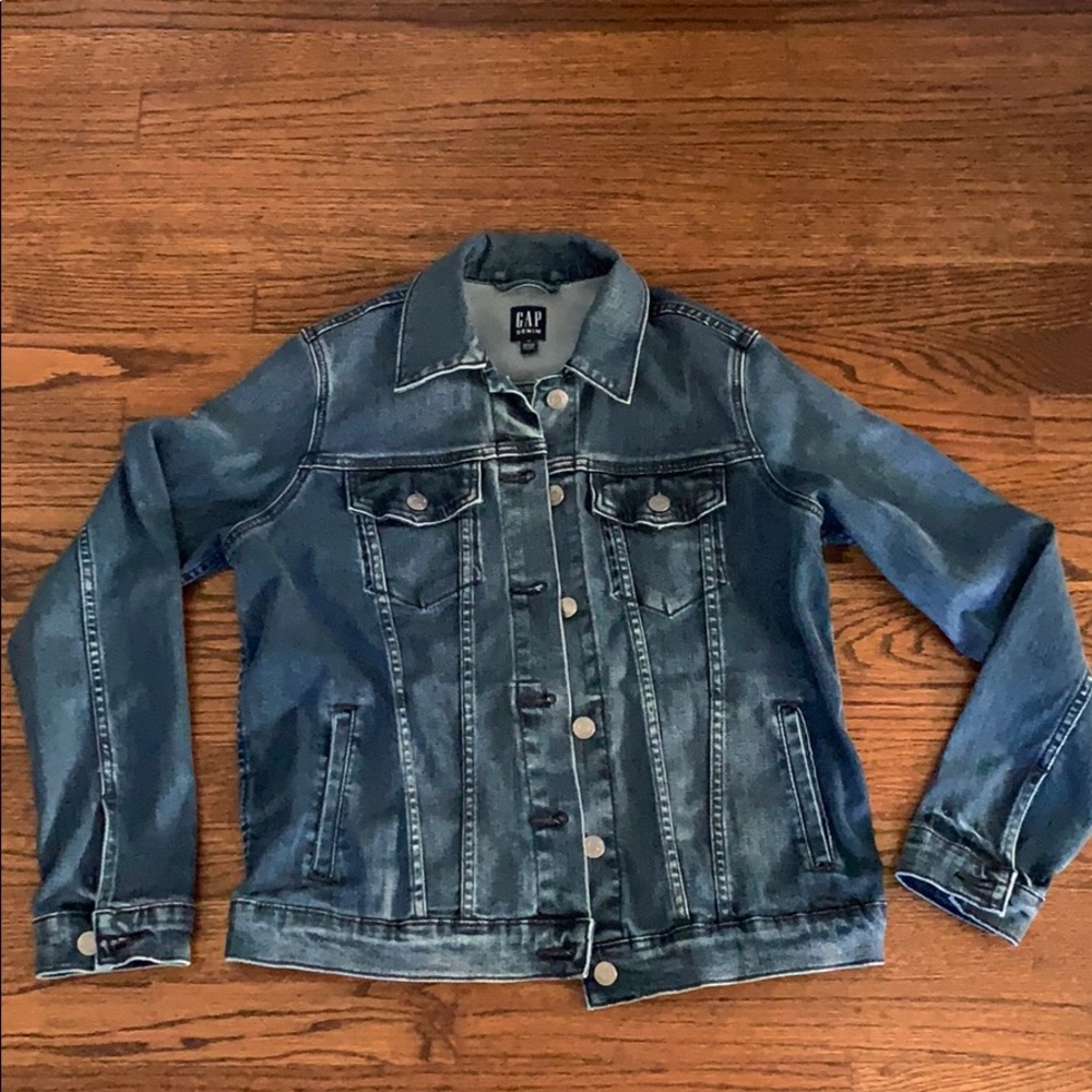 COPY - Women’s Gap jean jacket